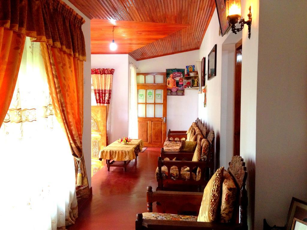 Eeshani Guest Inn Ella Extérieur photo
